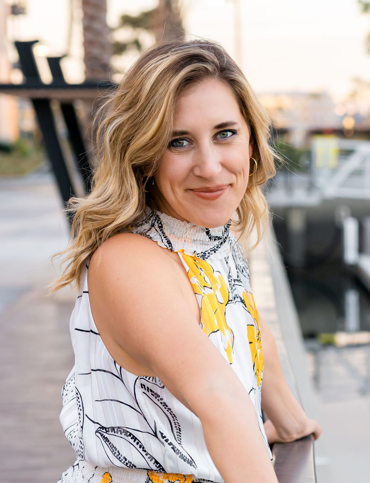 Headshot of Sara Murray